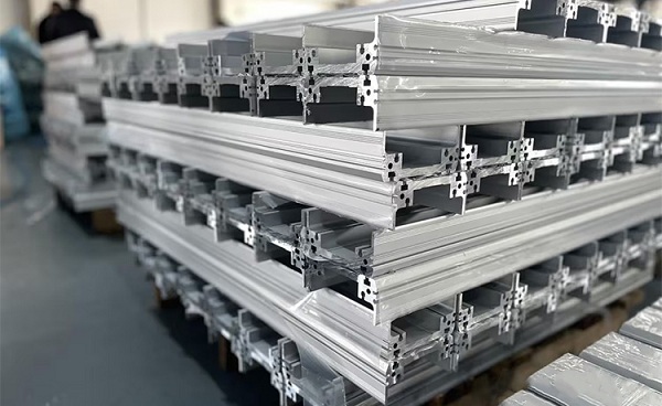 Linear module aluminum profile (7) Perfil de aluminio módulo lineal (7)