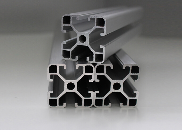 20 métodos de conexión para perfiles de aluminio industriales.