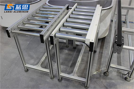 conveyor line  línea transportadora