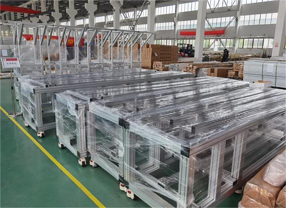 assembly line frame marco de línea de montaje